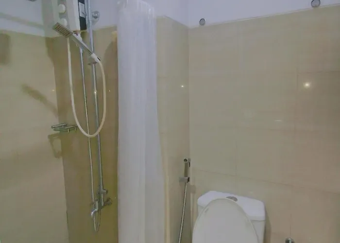 The Pent - Elegant Ivory At * Manila